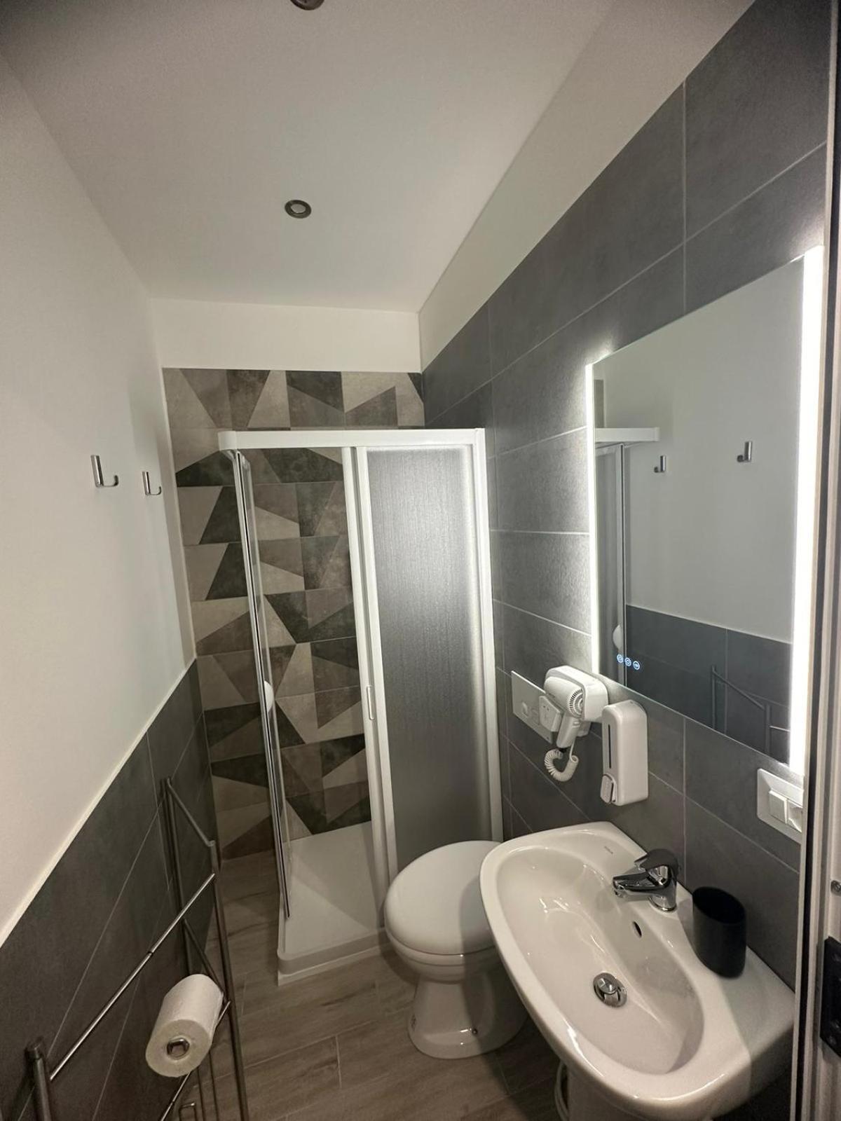 Bari Valona Rooms Exteriér fotografie
